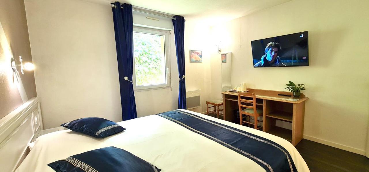 Fasthotel Oloron Hostellerie Du Paon Blanc Lurbe-Saint-Christau エクステリア 写真