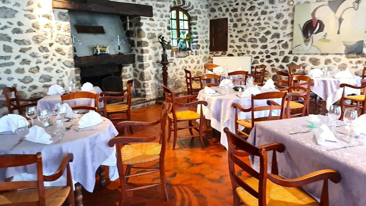 Fasthotel Oloron Hostellerie Du Paon Blanc Lurbe-Saint-Christau エクステリア 写真